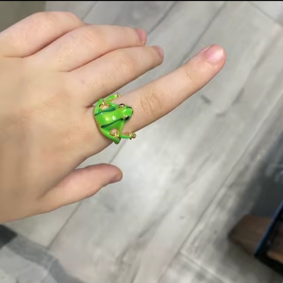 Green Frog Reptile Ring - Picture 6 of 8
